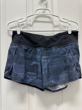 Lululemon shorts size 6
